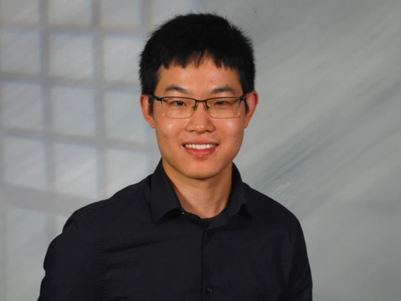Photo of Zhifei Yan
