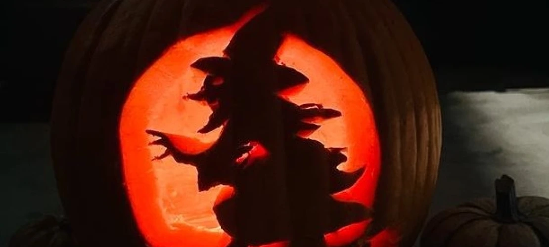Pumpkin witch by Shalini Kadinappulige